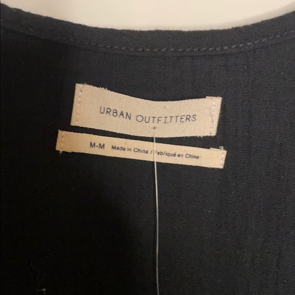 Urban outfitters Crop top tie-front blouse - Picture 6 of 9